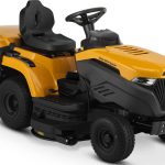 Stiga Rasentraktor Estate 598 W Special HONDA mit Mulchstopfen, Anhängerkupplung und Ladegerät