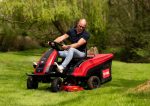 Toro Akku-Rasentraktor eS3200DC – Modell 2025-Neu - Image 7