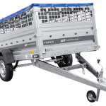Einachsiger Anhänger auf Blattfedern 264×125 UNITRAILER FORCE 264/R KIPP mit Gitterseitenwänden, H-0-Rahmen und blauer Plane-Neu