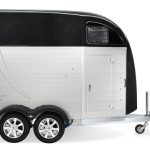Humbaur Xanthos Aero 2700 Aerodynamischer Bug | EquiDrive® PLUS Fahrwerk